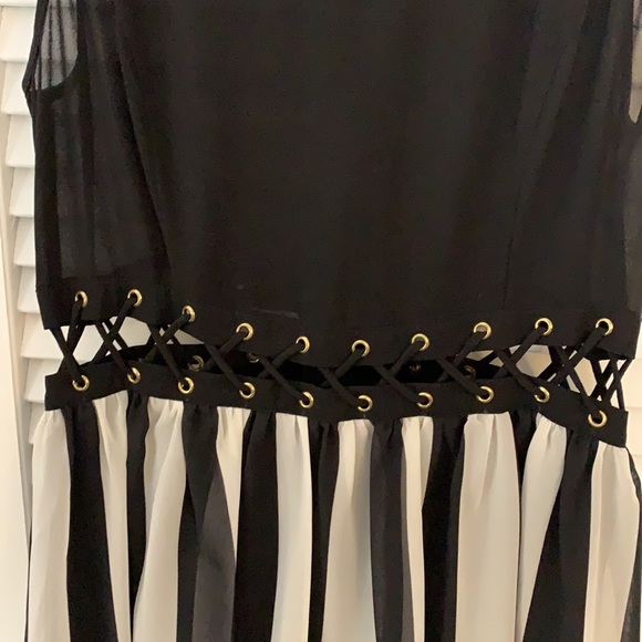 Black and white see-through dress - Picture 4 of 6